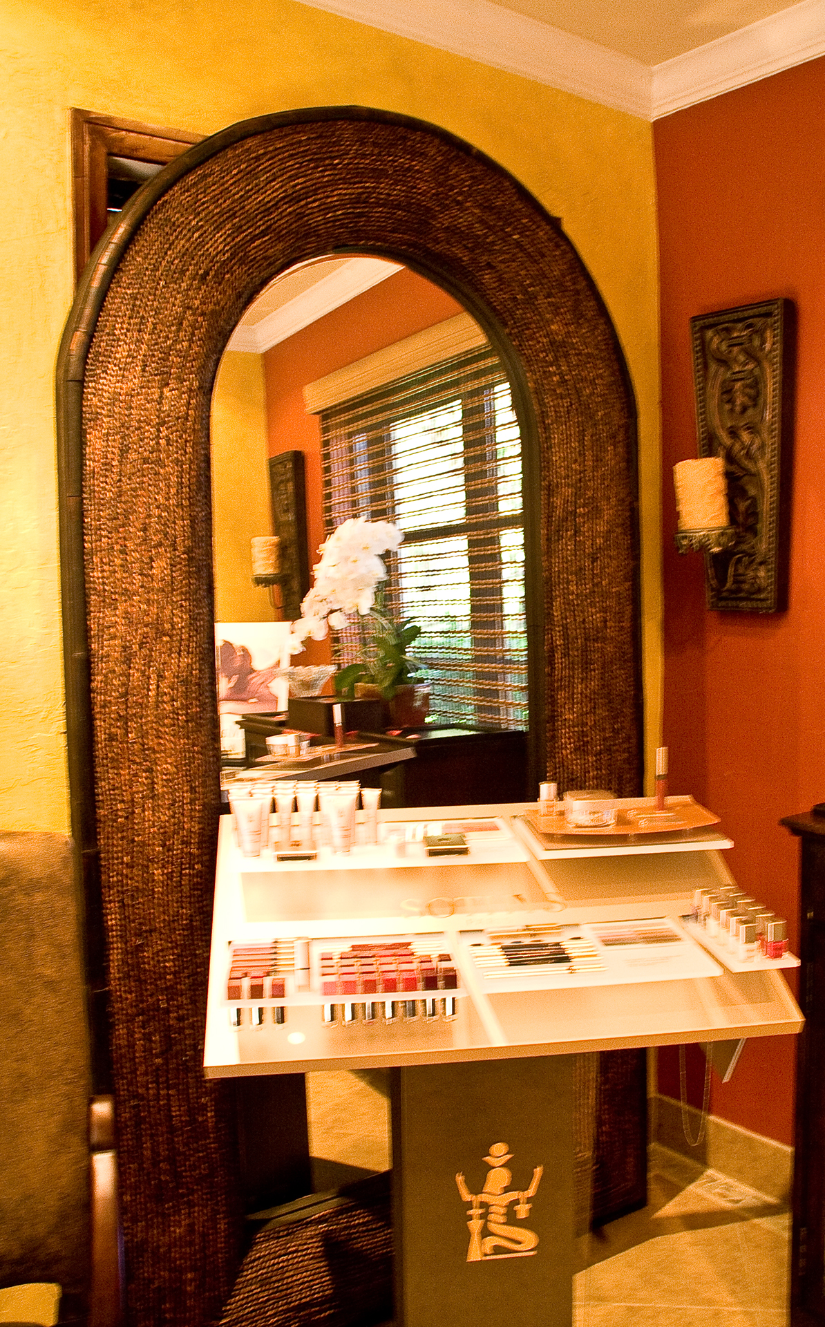 Nona Interior Designer- Decor in California