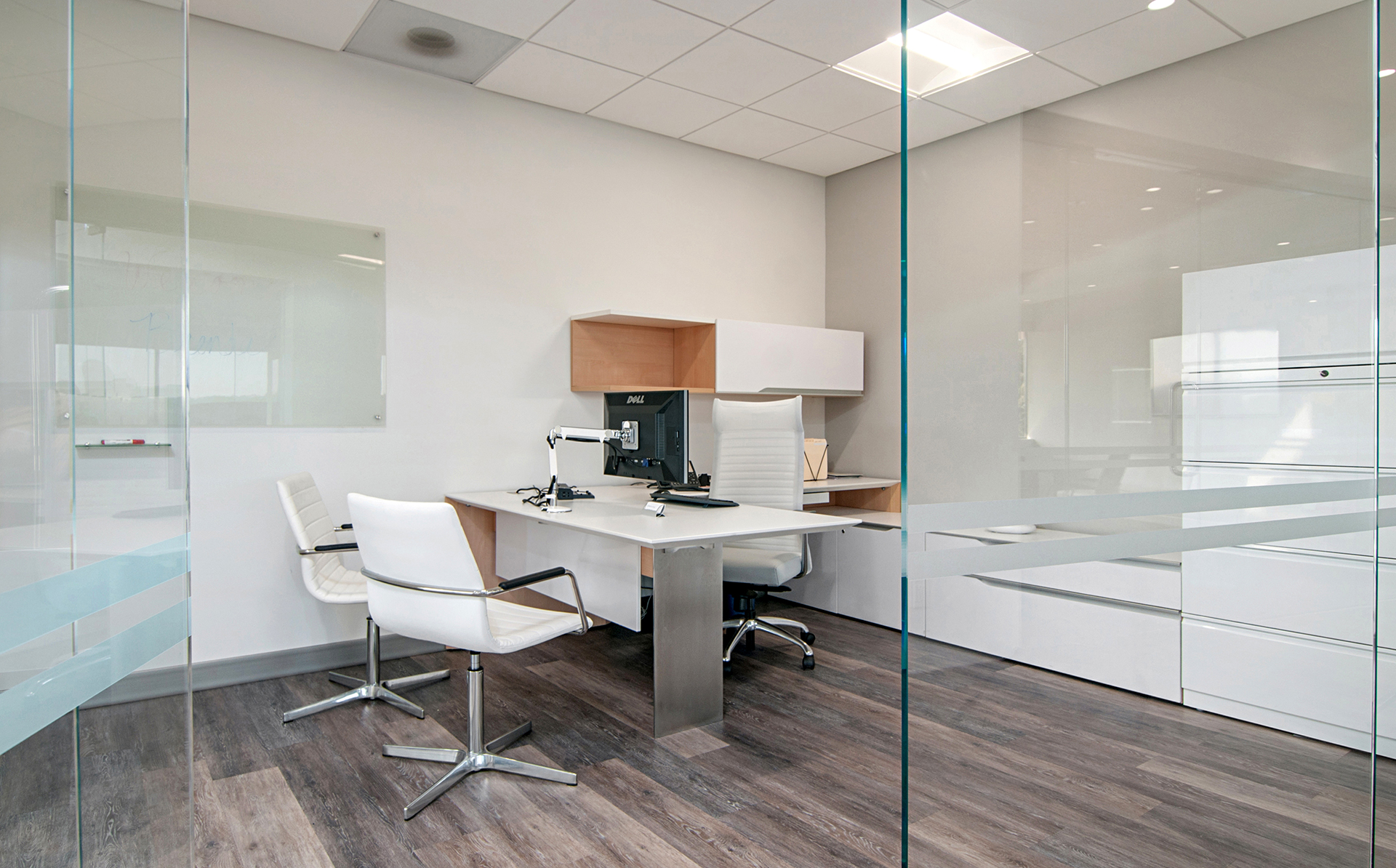 Nona Interior Designer- Decor in California