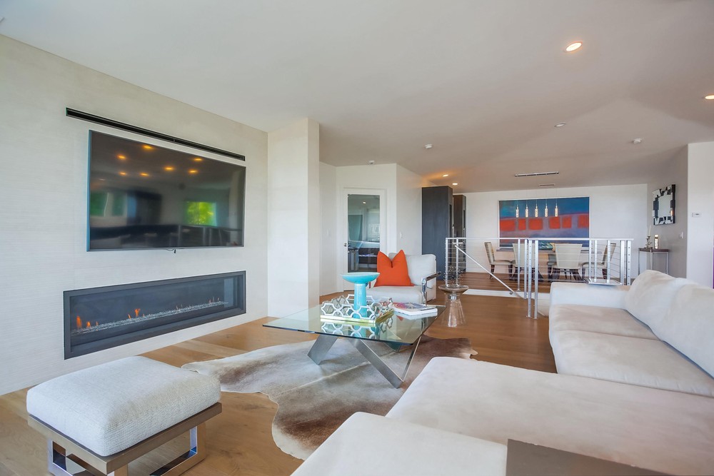 Nona Interior Designer- Decor in California