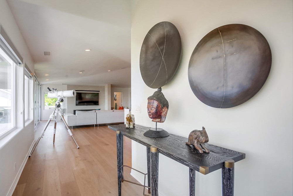 Nona Interior Designer- Decor in California