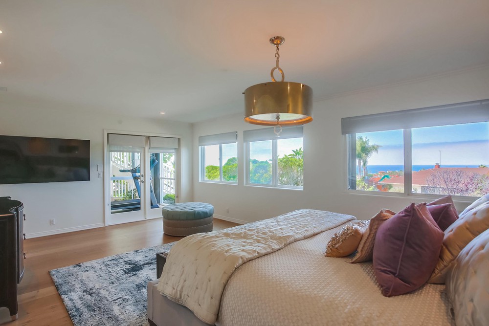 Nona Interior Designer- Decor in California