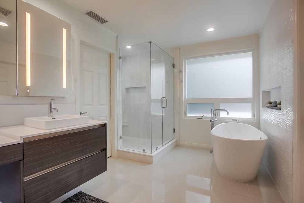 Nona Interior Designer- Decor in California