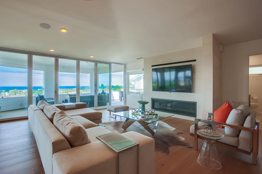 Nona Interior Designer- Decor in California