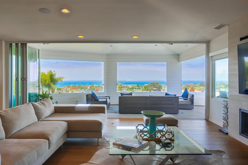 Nona Interior Designer- Decor in California