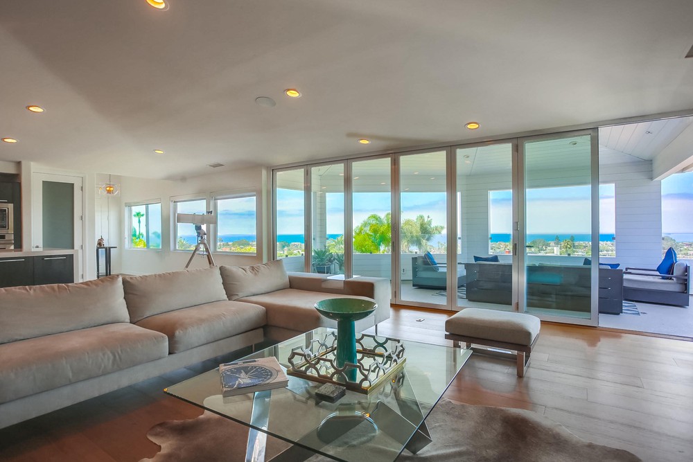 Nona Interior Designer- Decor in California