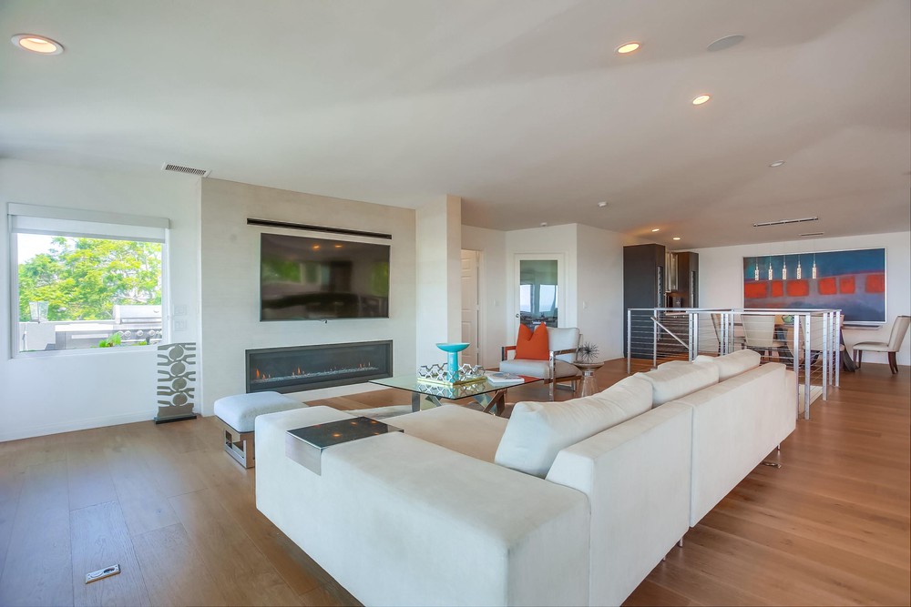Nona Interior Designer- Decor in California