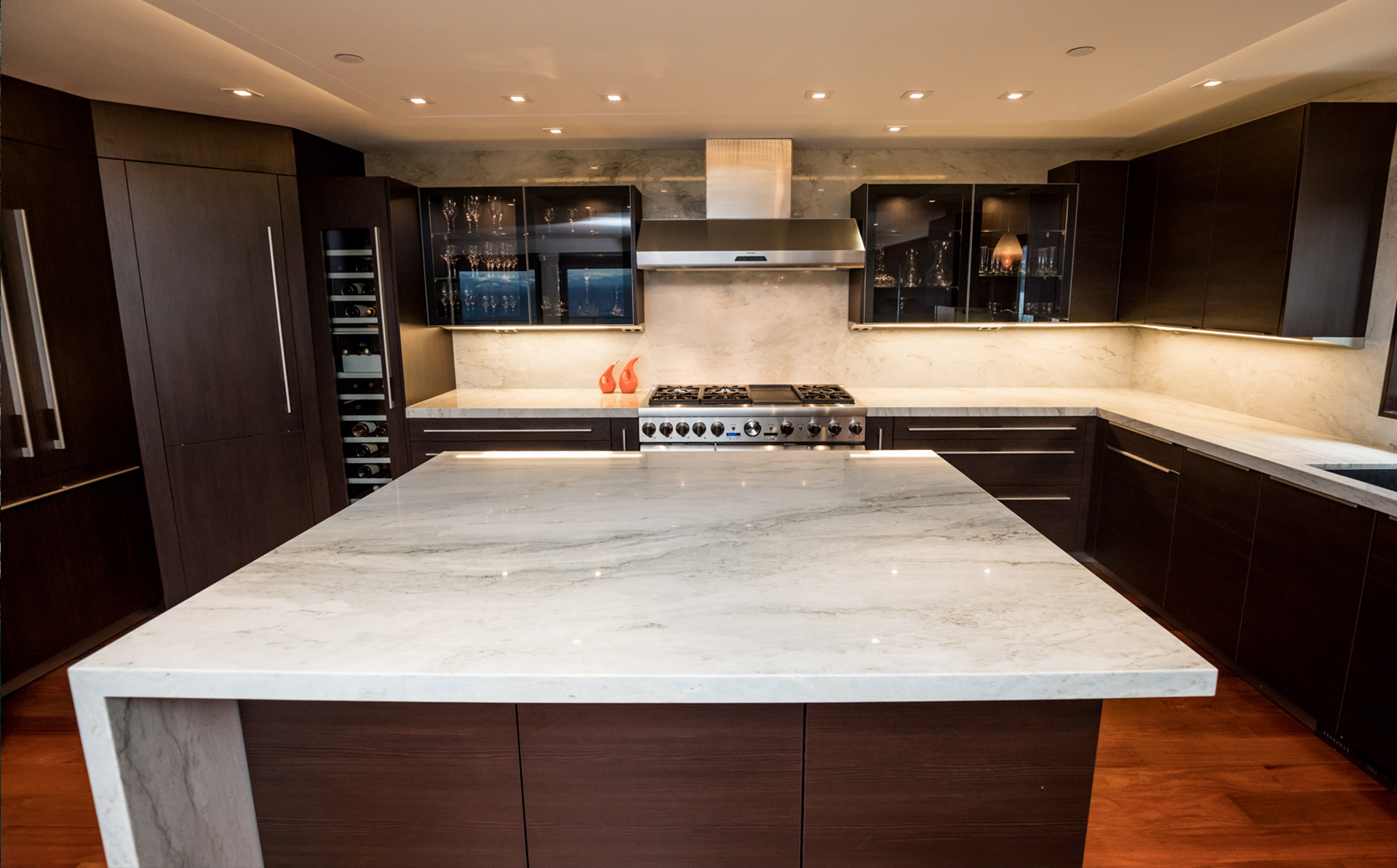Nona Interior Designer- Decor in California