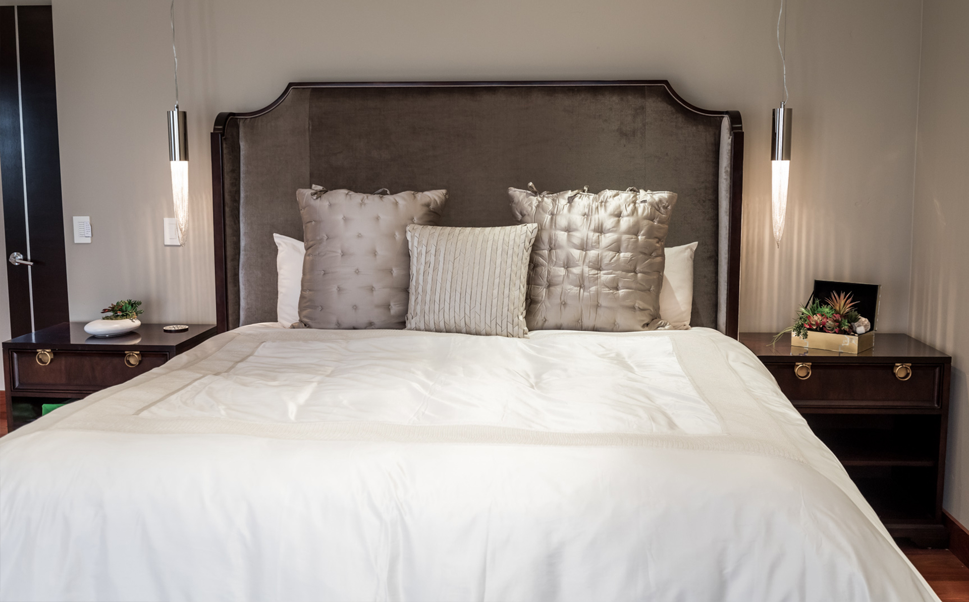 Nona Interior Designer- Decor in California