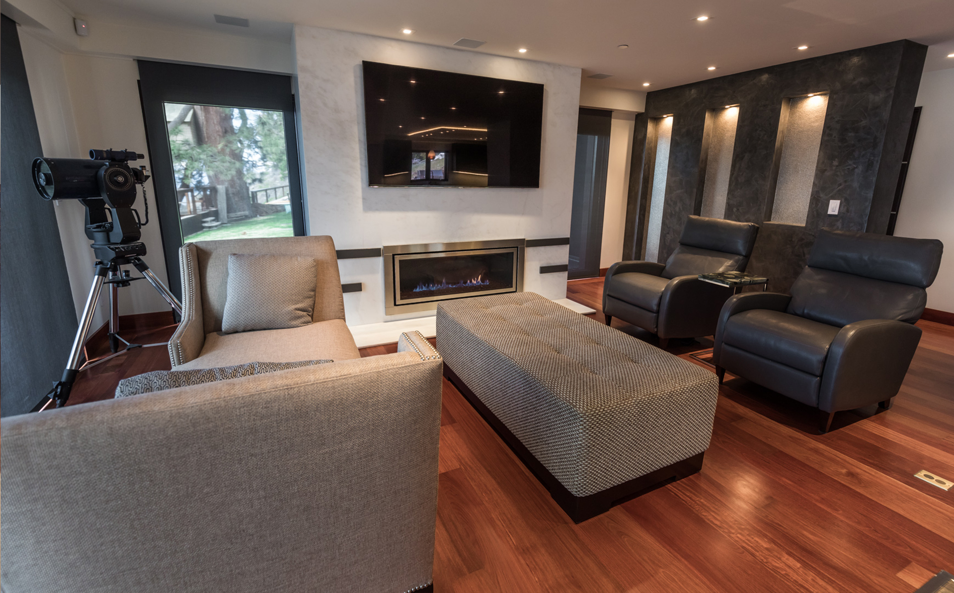 Nona Interior Designer- Decor in California