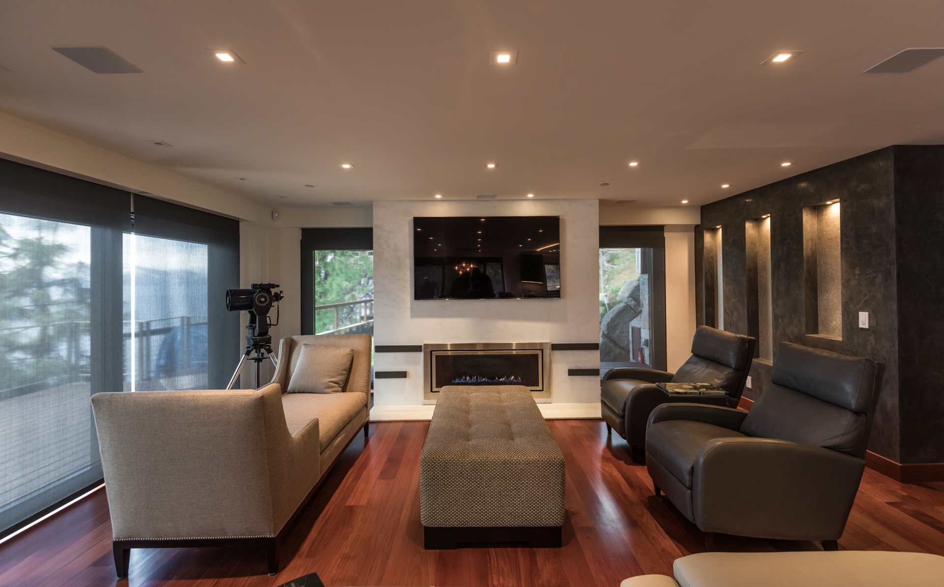 Nona Interior Designer- Decor in California